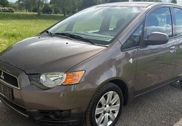 Mitsubishi Colt 158.000 km 3.400 &euro; Knetzgau 97478
