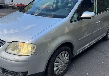 VW Touran 252.900 km 2.490 &euro; Schweinfurt 97422