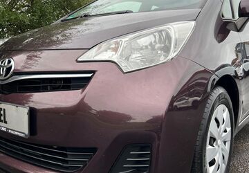 Toyota Verso-S 272.000 km 2.990 &euro; Schweinfurt 97424