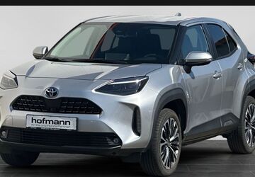 Toyota Yaris Cross 33.700 km 22.990 &euro; Burglauer 97724