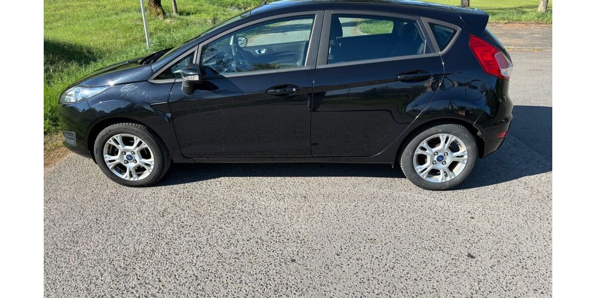 Ford Fiesta 142.000 km 3.900 &euro; Dingolshausen 97497