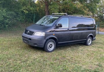 VW T5 Transporter 216.000 km 8.999 &euro; Arnstein 97450