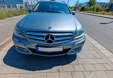 Mercedes-Benz 220 231.434 km 8.200 &euro; Schweinfurt 97422