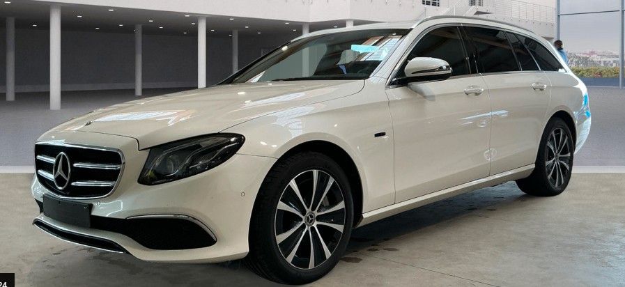 Mercedes-Benz E 300 93.817 km 23.950 &euro; Bad Kissingen 97688