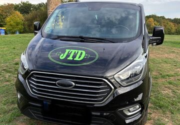 Ford Tourneo Custom 110.500 km 28.900 &euro; Burglauer 97724