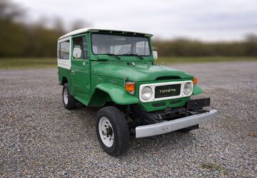 Toyota FJ 9.999 km 18.900 &euro; Schweinfurt 97424