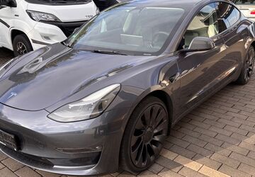 Tesla Model 3 68.500 km 29.900 &euro; Volkach 97332