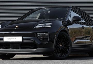 Porsche Macan 9.900 km 95.890 &euro; Estenfeld 97230