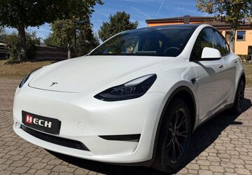 Tesla Model Y 66.813 km 31.490 &euro; Bad Bocklet 97708