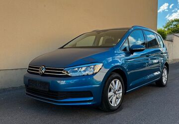 VW Touran 89.900 km 22.900 &euro; Schweinfurt 97424