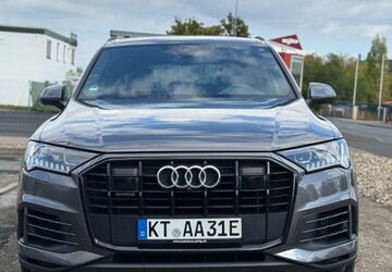 Audi Q7 182.000 km 32.900 &euro; Dettelbach 97337