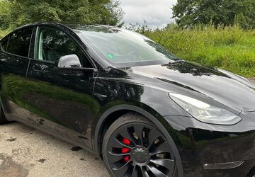 Tesla Model Y 52.400 km 34.990 &euro; Haßfurt 97437