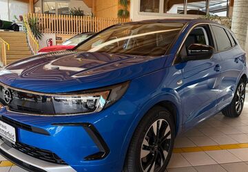 Opel Grandland (X) 6.100 km 29.900 &euro; Maßbach/Poppenlauer 97711
