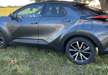 Toyota C-HR 23.000 km 27.300 &euro; Schwebheim 97525
