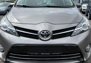 Toyota Verso 113.000 km 9.790 &euro; Bad Kissingen 97688